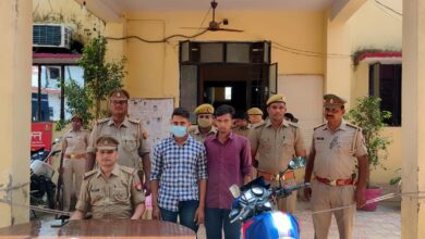 Photo of थाना रसड़ा व SOG की संयुक्त पुलिस टीम द्वारा 02 शातिर अंतर्जनपदीय वाहन चोर को किया गिरफ्तार